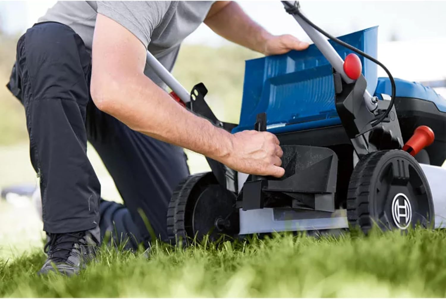 Bosch GRA 18V2-46 worth buying,Bosch 18V lawn mower pros cons,should I buy the Bosch GRA 18V2-46,Bosch cordless mower vs alternatives,best battery lawn mower for yard,Bosch GRA 18V2-46 honest experience performance testing and real-world results