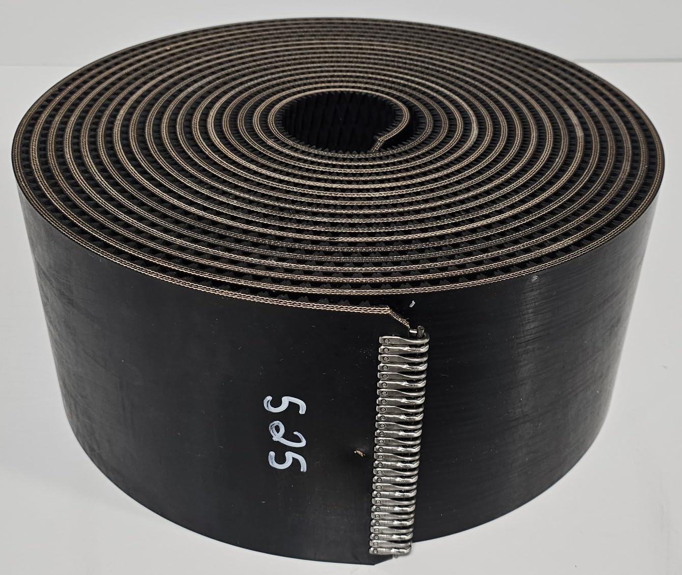 Step-by-step guide for John Deere 435 baler belts complete set,best round baler belts for John Deere,John Deere 435 baler belts pros cons,should I buy John Deere baler belts,baler belts compatible with John Deere 430 435 466,buy replacement baler belts for JD 435 - complete tutorial