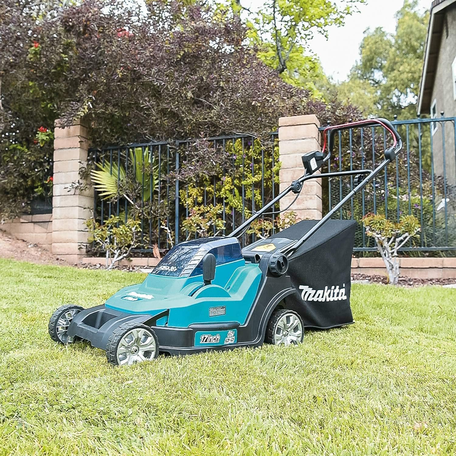 Makita XML05PT lawn mower worth it,should I buy the Makita XML05PT,Makita XML05PT vs gas mower,Makita XML05PT pros cons,best cordless lawn mower for residential,Makita 36V mower worth buying performance testing and real-world results