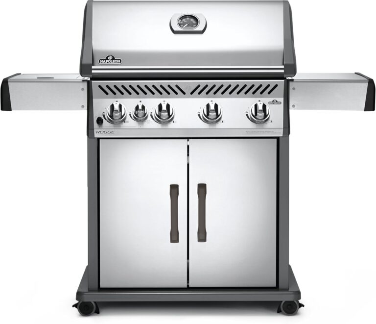 Image 1 of Napoleon Rogue 525 natural gas grill