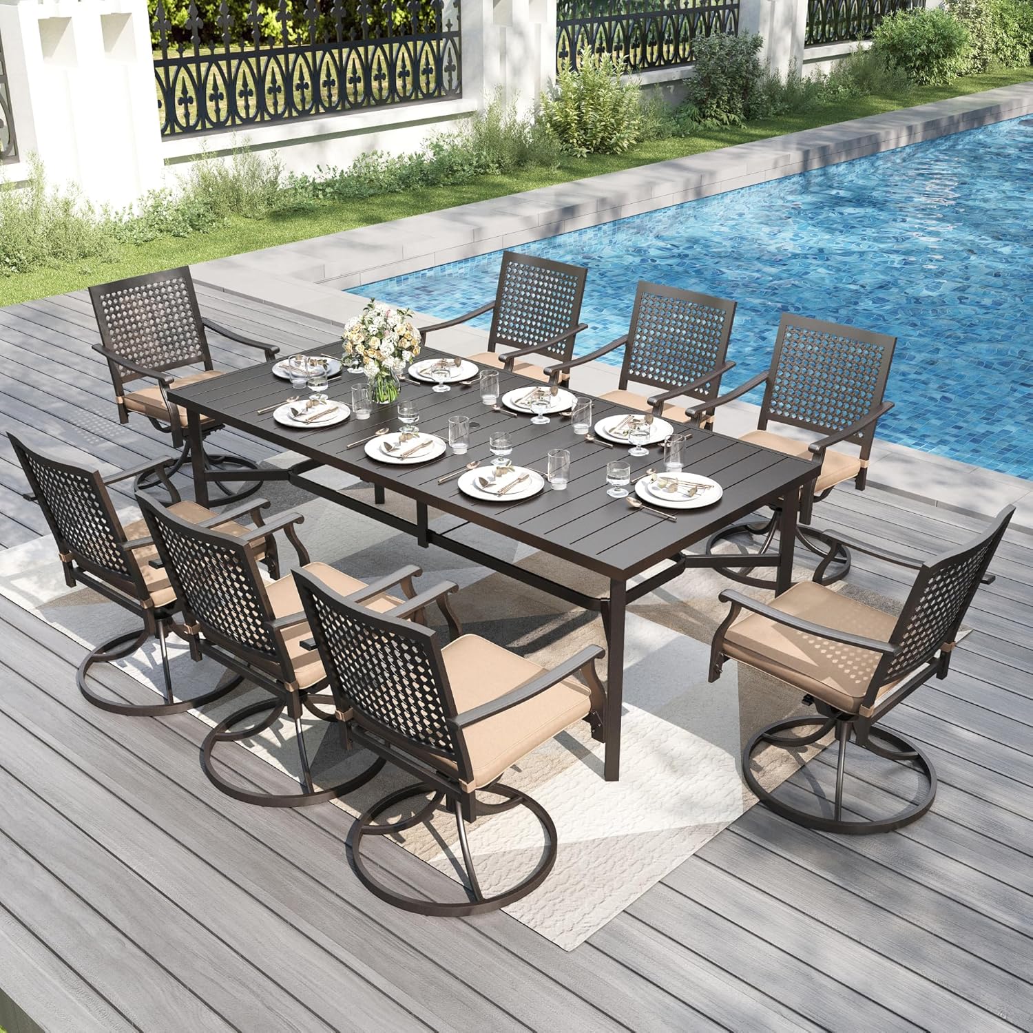 Image 1 of PHI VILLA outdoor dining set