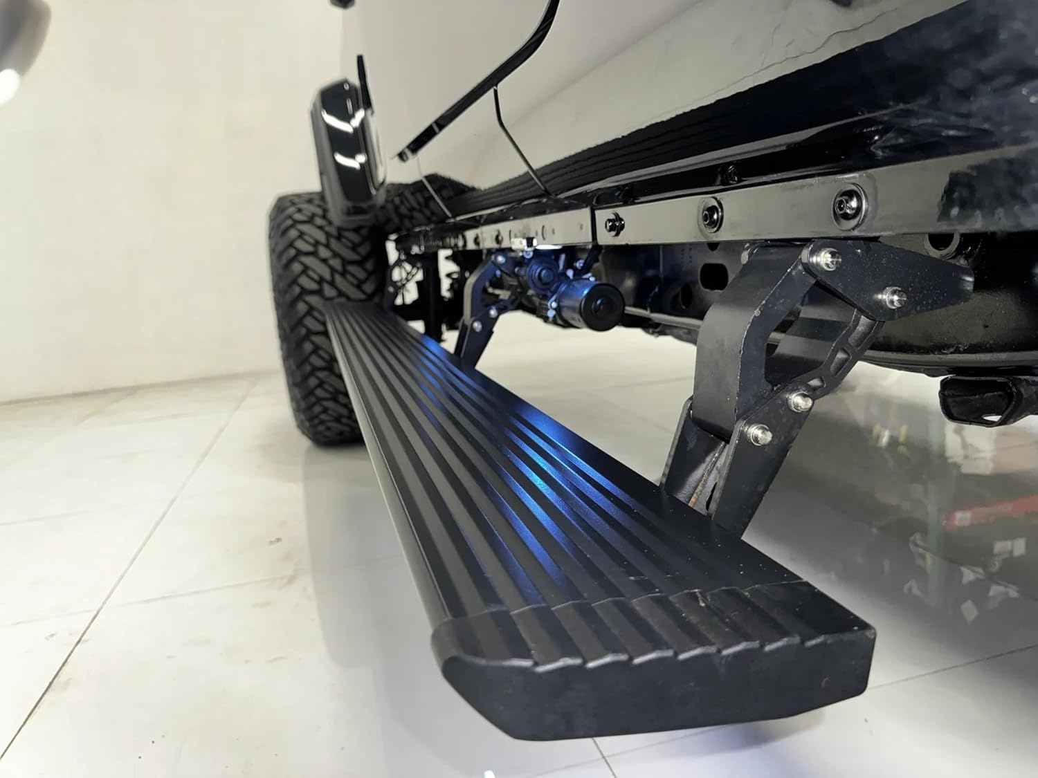 SoFlo power running boards worth it,should I buy SoFlo power running boards,SoFlo power steps pros cons,best power running boards for Jeep Gladiator,SoFlo electric side steps honest,SoFlo running boards vs alternatives unboxing and complete package contents