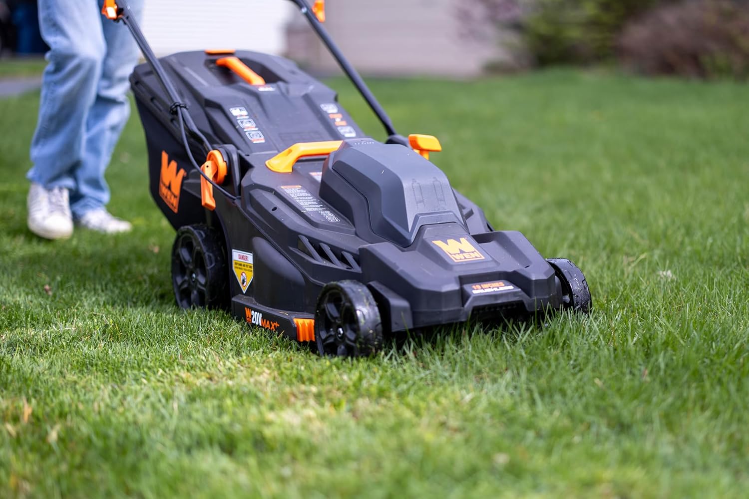 WEN 20V Max Lawn Mower Worth It? Our Honest Pros & Cons 2 WEN 20V Max lawn mower worth it,should I buy WEN 20V Max mower,WEN 20V Max vs gas mower,WEN 20V Max pros cons,best cordless lawn mower for 1/4 acre,WEN 20V Max honest experience unboxing and complete package contents