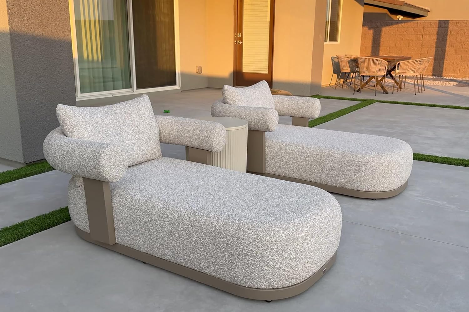 Unboxing the best outdoor chaise lounge chairs,outdoor chaise lounge chairs worth buying,should I buy Purple Leaf chaise lounges,best patio lounge chairs for poolside,Purple Leaf chaise lounge pros cons,luxury outdoor daybed worth it - package contents