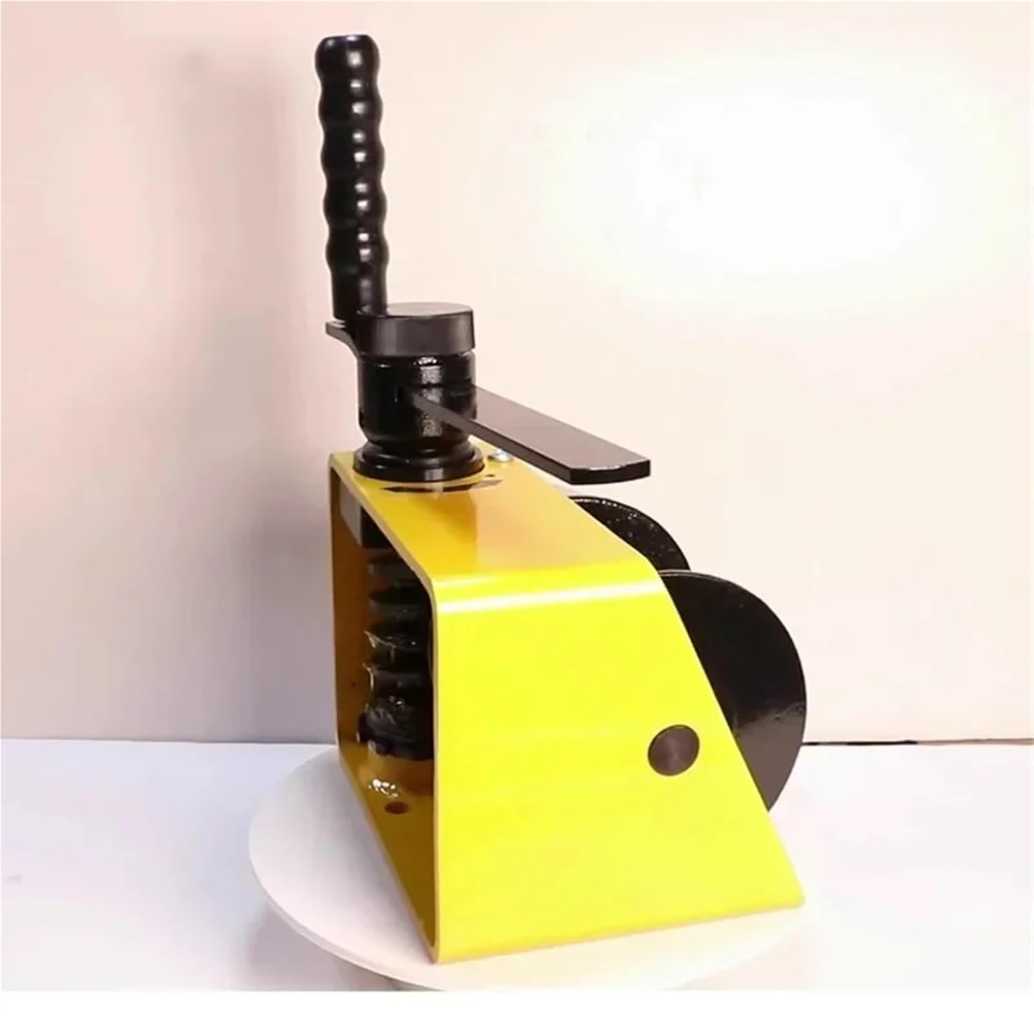 Step-by-step guide for best self locking hand winch,self locking hand winch worth buying,hand winch pros and cons,should I buy a self locking winch,self locking winch vs standard winch,best hand winch for tractor - complete tutorial