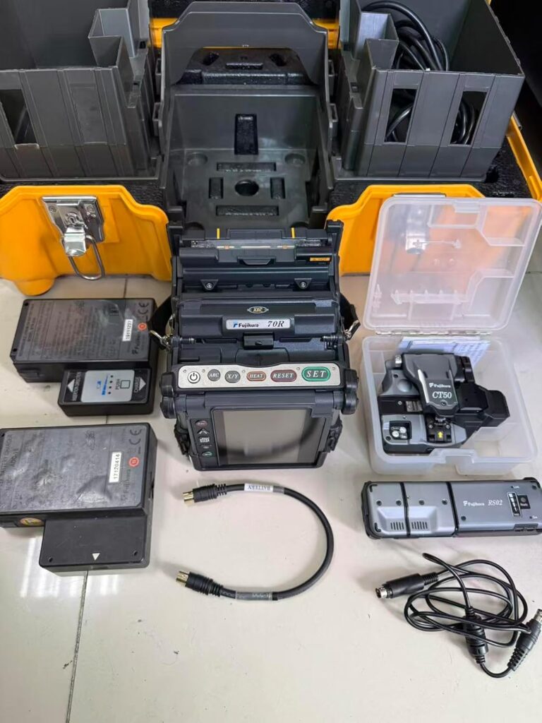 Image 1 of buy Fujikura FSM-70R splicer