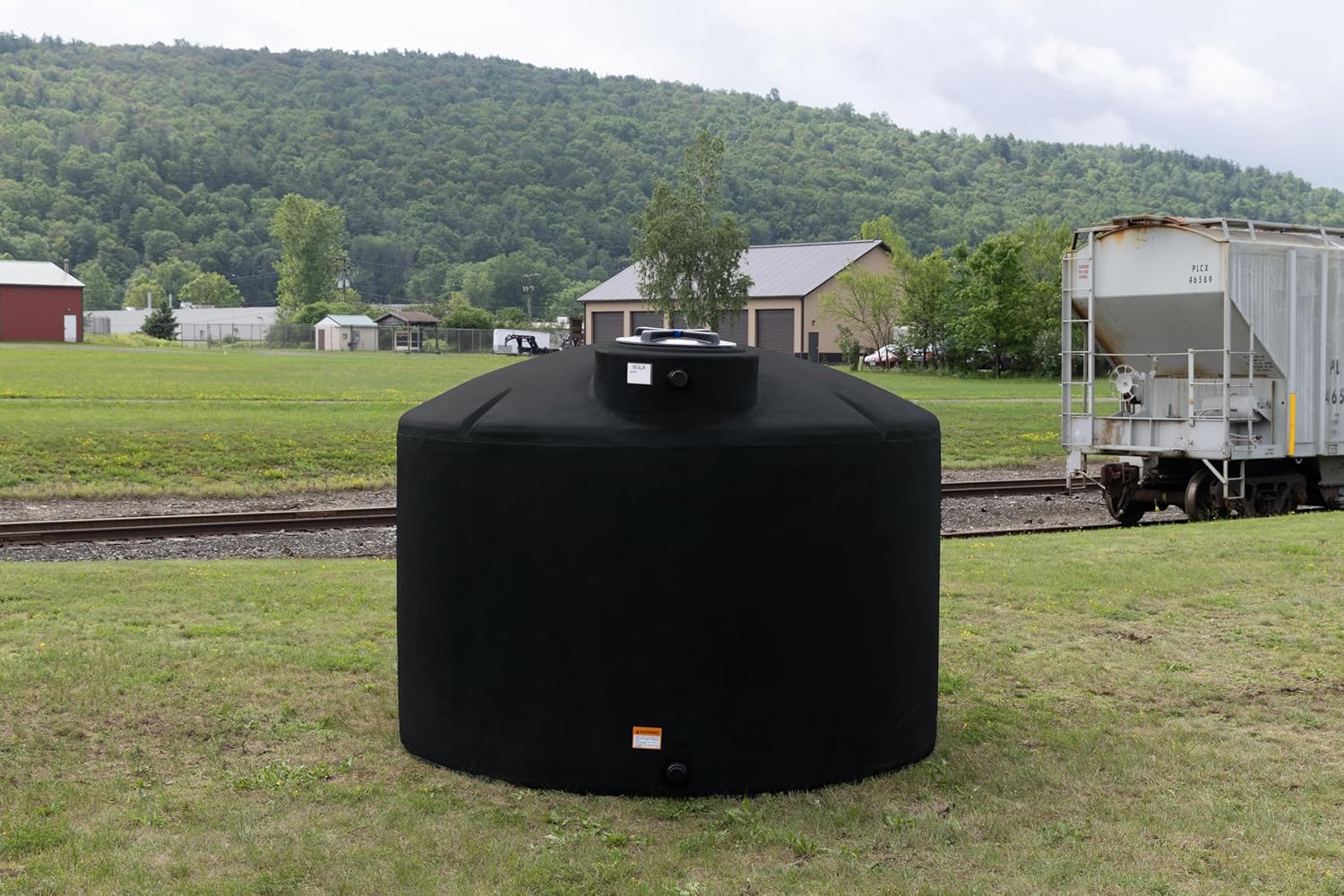 buy Norwesco 1550 gallon water tank unboxing and complete package contents for optimal setup