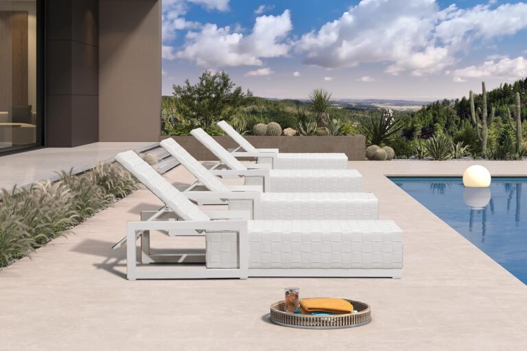 Image 1 of buy PURPLE LEAF chaise lounge set
