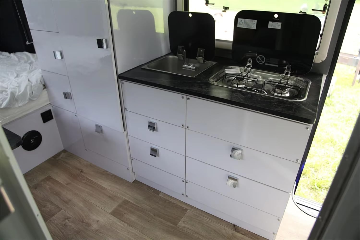 buy fully equipped camping trailer,should I buy a camping trailer,fully equipped camper pros cons,camping trailer worth buying,best camping trailer for family,pop-up caravan vs motorhome performance testing and real-world results