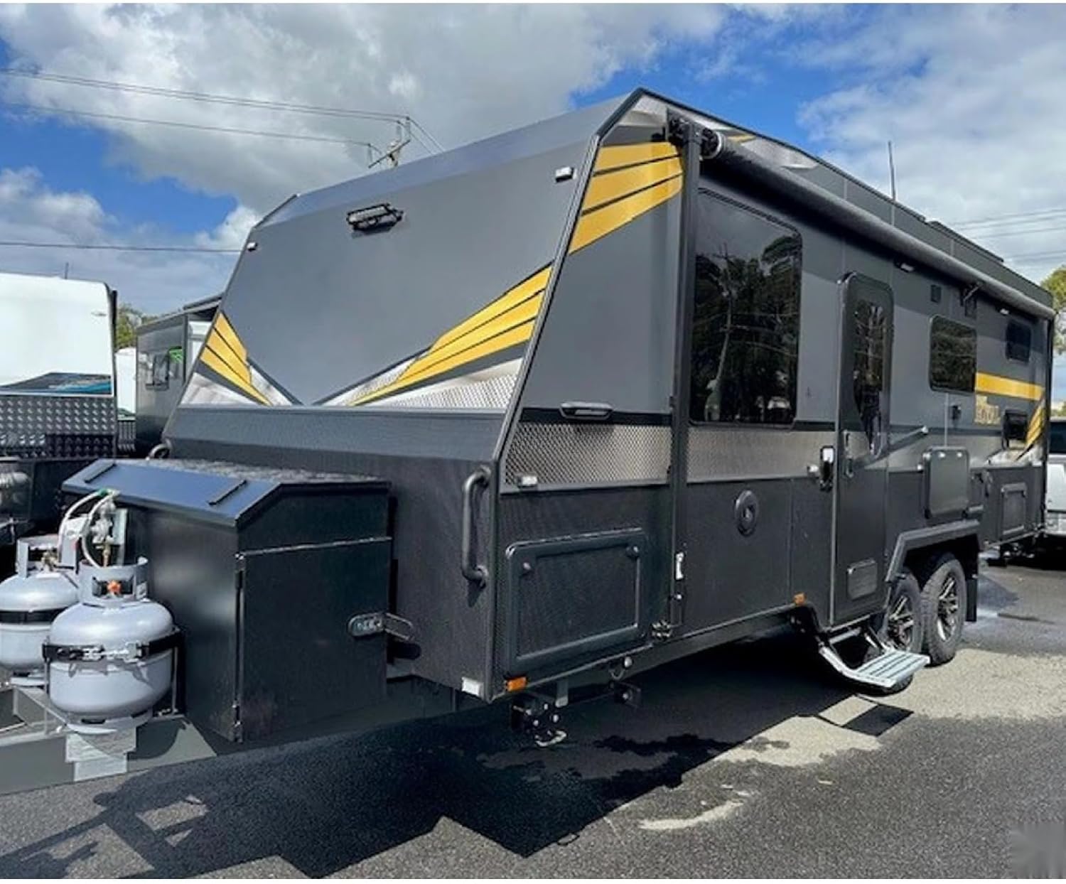 buy heavy duty off road camper trailer,should I buy an off road camper,off road camper trailer pros cons,best off road camper for car camping,heavy duty camper worth buying,off road camper vs travel trailer unboxing and complete package contents