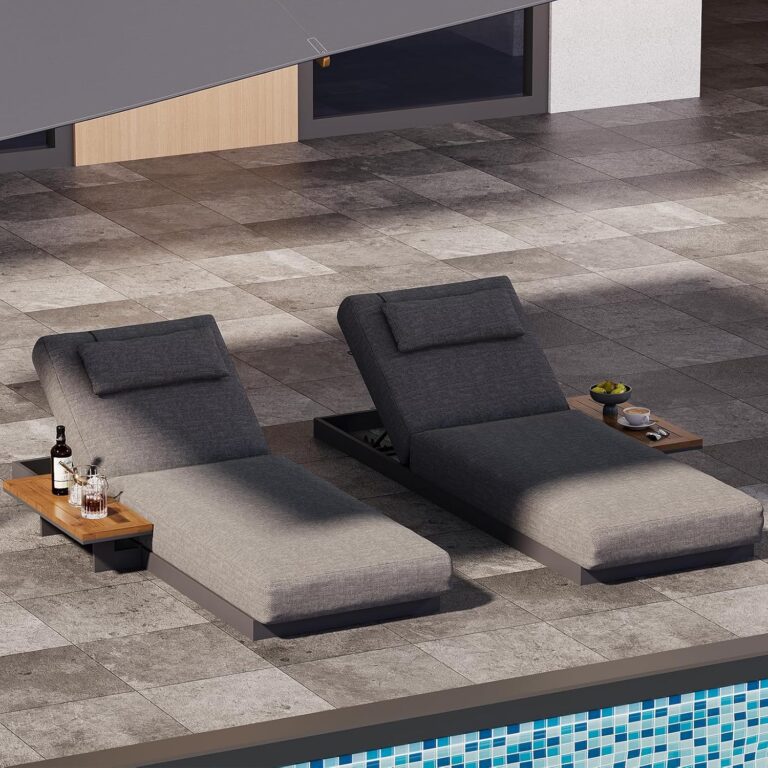 Image 1 of outdoor lounge chair with side table